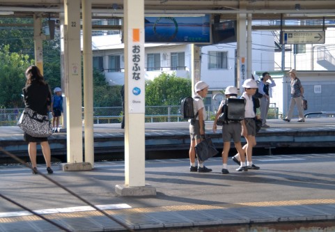 子ども,ひきこもり,いじめ,不登校